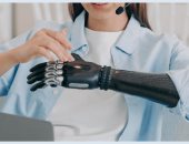 باحثون بالمكسيك يطورون ذراع اصطناعية تتحكم فى العديد من الحركات الطبيعية