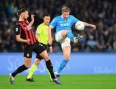 نابولي يفوز على ميلان بهدف نظيف في الدوري الإيطالي