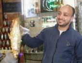 الفسيخ الأسوانى.. رواج الأسواق قبل شم النسيم.. "كلب البحر" يتصدر المشهد بطعم مختلف.. ورواج كبير وإقبال متزايد على الملوحة فى أسوان.. والحدائق والرحلات النيلية أبرز أماكن الاستمتاع بالأكلة التاريخية.. صور