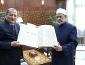 شيخ الأزهر يستقبل وفدا أوزبكيا رفيع المستوى لبحث تعزيز التعاون العلمى والدعوى