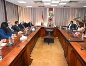 وزير الصناعة يبحث مع غرفة التجارة الأمريكية بالقاهرة تعزيز التعاون التجارى والصناعى