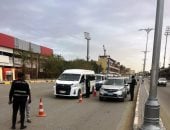 ضبط 568 مخالفة مرورية وسحب تراخيص المخالفين بأسوان