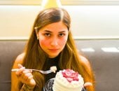 لماذا يشعر البعض بالحزن فى يوم عيد ميلادهم؟ 5 أسباب وراء ذلك