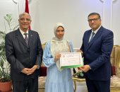 محافظ قنا يكرم الطلاب المتفوقين وطلاب STEM تقديرًا لتفوقهم وتميزهم