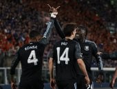 بولونيا ضد أستون فيلا.. الفيلانز يضع قدما بنصف نهائى الدورى الأوروبى بثلاثية