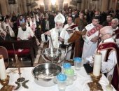 طقس اللقان فى خميس العهد.. رمز التواضع والمحبة فى الكنيسة القبطية