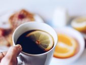 تريند القهوة بالليمون.. اعرف فوائدها لجسمك والمخاطر