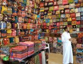 رواج مشغولات سيوة اليدوية التراثية.. الزى والحلى والحقائب تغزو الأسواق.. صور