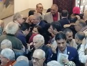 توافد أعضاء اتحاد كتاب مصر للتصويت فى الانتخابات.. صور