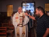 أجراس الكاتدرائية الأسقفية تدق وتعلن بدء قداس عيد القيامة