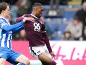 تعادل برينتفورد ضد إيفرتون وخسارة بيرنلي ضد برايتون بالدوري الإنجليزي