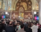 بحضور مشايخ الأزهر والأوقاف.. الآلاف يشاركون في قداس عيد القيامة بالكاتدرائية