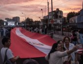 انتخابات بيرو.. أعطال لوجستية تؤجل النتائج واحتجاجات تشعل الشارع