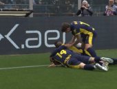 نابولي يتأخر بهدف أمام بارما فى الشوط الأول بالدوري الإيطالي.. فيديو 