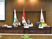 وزير الصحة يترأس مناقشة رسالة دكتوراه في «حوكمة الطوارئ» بتجارة عين شمس