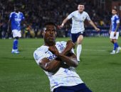 إنتر ميلان يقلب الطاولة على كومو بريمونتادا مثيرة في الدوري الإيطالي.. فيديو