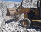 إزالة 3 حالات تعدٍ على الأراضي الزراعية بقرية بنى حميل فى سوهاج