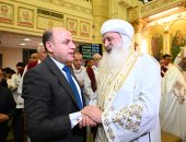 محافظ الغربية يشهد قداس عيد القيامة المجيد بكنيسة مارجرجس بطنطا
