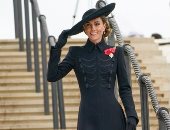 سر المعاطف الأنيقة لكيت ميدلتون.. لماذا لا تخلعها فى الأماكن العامة؟