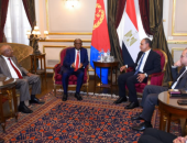 وزيرا الخارجية والاستثمار يستقبلان المستشار الاقتصادي لإريتريا ووزير التجارة والصناعة