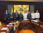 رئيس المحكمة العليا بالفلبين يستقبل وزير الأوقاف لبحث تدريب القضاة الشرعيين