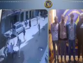 بسبب معاكسة زوجة.. سقوط 5 مسجلين خطر حولوا شوارع الإسكندرية لساحة حرب بالعصى