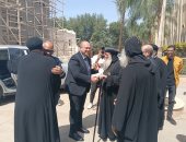 نائب محافظ الجيزة والسكرتير العام يزوران مطرانية الأقباط الأرثوذكس بطموه