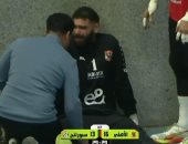إصابة قوية لحارس الأهلى أمام سبورتنج فى كأس مصر لكرة اليد