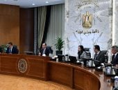 رئيس الوزراء يتابع إجراءات مواجهة مخاطر المنصات والألعاب الإلكترونية