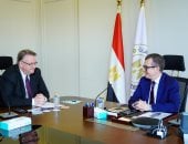 وزير التخطيط يبحث مع مدير مكتب منظمة العمل الدولية بالقاهرة سبل تطوير التعاون
