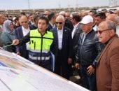 وزير النقل يتفقد مشروع خط سكة حديد "بئر العبد - العريش - طابا" بطول 353 كم