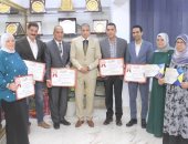 تعليم الجيزة تكرم القادة المتميزين بعد تحقيق الانضباط المدرسى.. صور