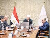 وزير الأوقاف يعقد اجتماعًا لمتابعة أعمال الحوكمة الرقمية الشاملة للوزارة