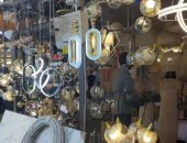 نجف العرائس أشكال وألوان في سوق الكهرباء.. المصري ينافس المستورد والأسعار علي قد الإيد