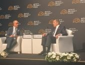 لافروف: أهداف أمريكا فى إيران هى السيطرة على النفط الذى يمر عبر مضيق هرمز 