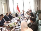 وزير الصحة يتابع مستجدات المشروعات الإنشائية والتحول الرقمي بالمنشآت الصحية