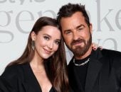 جينيفر أنيستون تدعم طليقها جاستن ثيرو بعد استقباله مولوده الأول