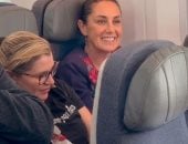 شينباوم تعود إلى المكسيك على متن رحلة تجارية بالدرجة السياحية