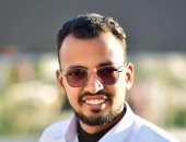 «صحة قنا» تنعي طبيبا صدمه قطار أثناء عبور مزلقان غير شرعي بدشنا