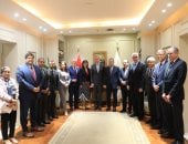 وزير التعليم العالى يبحث سبل تعزيز التعاون مع أمير رومانيا.. و35 منحة للمصريين