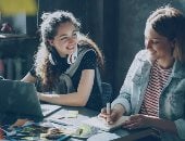 5 أبراج تتألق فى بيئات العمل الجماعية.. أنت منهم ولا لأ؟