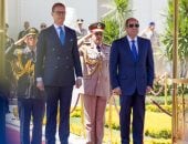 رئيس فنلندا بعد وصوله إلى القاهرة: شكراً للرئيس السيسي على الاستقبال الحار