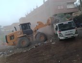 رفع  120 طن من القمامة والمخلفات والأتربة فى 5 قرى بمركز سوهاج