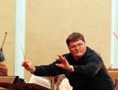 مأساة في السماء.. رحيل قائد الأوركسترا الروسي سيرجي ستادلر خلال رحلة جوية