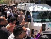 جنازة مهيبة لرئيس اتحاد السلة السابق بحضور نجوم الرياضة.. فيديو