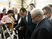 رئيس الوزراء يفتتح مصنع للصناعات النسيجية باستثمارات 6 ملايين دولار