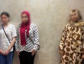 وصلة ردح من البلكونة.. خناقة ربة منزل وشقيقتين أجنبيتين في شوارع المنصورة