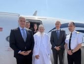 رئيس مصر للطيران يودع سلطان البهرة على متن رحلة متجهة إلى كينيا