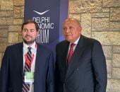 سامح شكري يستعرض تطورات العلاقات المصرية اليونانية والأوضاع الإقليمية