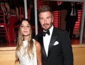 فيكتوريا بيكهام تتألق بفستان أبيض مع زوجها بحفل TIME100 الخيرى.. صور